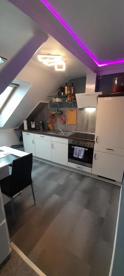 Best-Preis -Vip Lounge- Mit Netflix, Self-Check-In, Ebike Ladestation, Fahrradraum, Wlan Und Netflix - Direkt Am Elberadweg Im Herzen Von Wittenberge Bagian luar foto