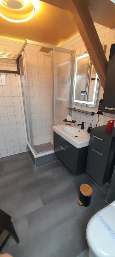 Best-Preis -Vip Lounge- Mit Netflix, Self-Check-In, Ebike Ladestation, Fahrradraum, Wlan Und Netflix - Direkt Am Elberadweg Im Herzen Von Wittenberge Bagian luar foto